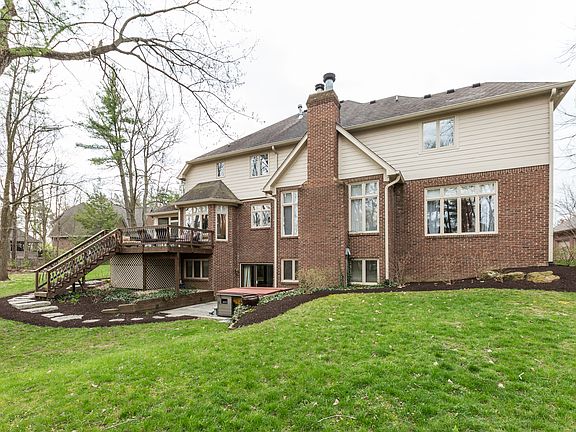 3rd image of 8933 Sawmill Ct