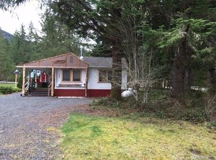 137 Mowich Way, Ashford, WA 98304