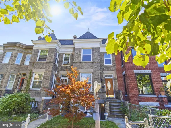 131 R St NE #A, Washington, DC 20002