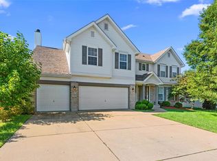 1138 Manor Cove Dr, Saint Charles, MO 63304