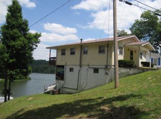 415 Lakeshore Dr, Dawson Springs, KY 42408