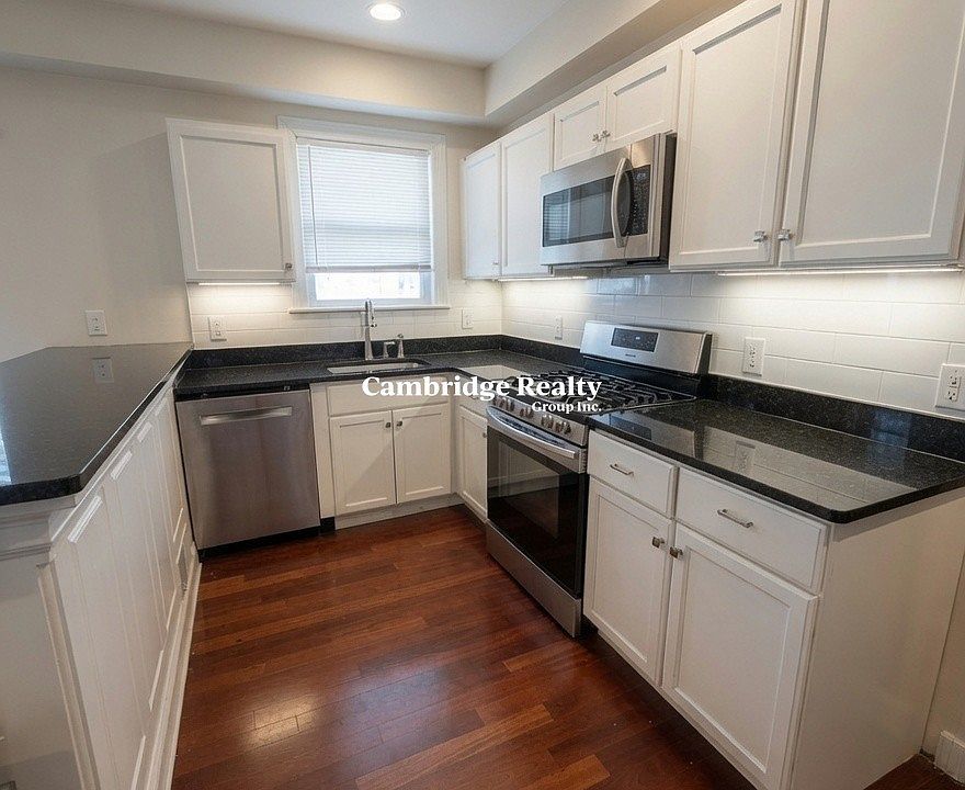 1st image of 14 Duval St #1T