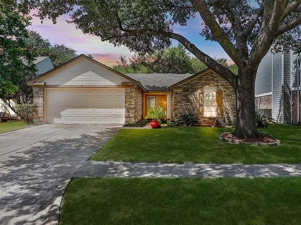12218 Oldenburg Lane, Houston, TX 77065