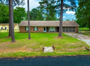 233 S Baker St, Kilgore, TX 75662