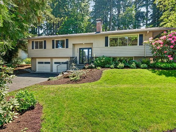 2nd image of 2584 Park Rd
