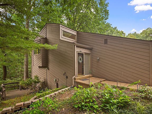 5th image of 920 Harpeth Trace Dr