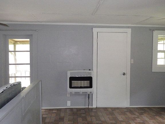 Open Living Room, Dining Room going into the kitchen