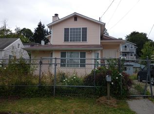 5411 32nd Ave S, Seattle, WA 98118