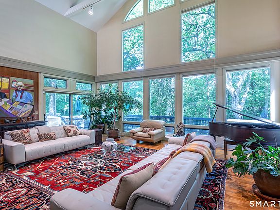 4th image of 145 New Preston Hill Road