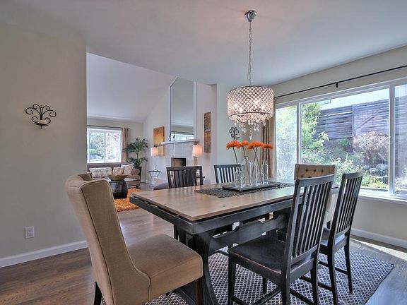 4th image of 1412 Crestwood Ct