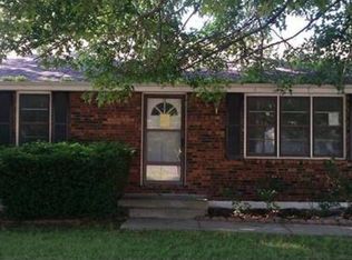 826 Rowell St, Excelsior Springs, MO 64024