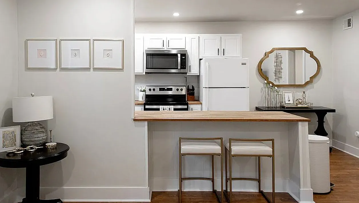 1 bed, 694 sqft, $1,100 — Photo 2