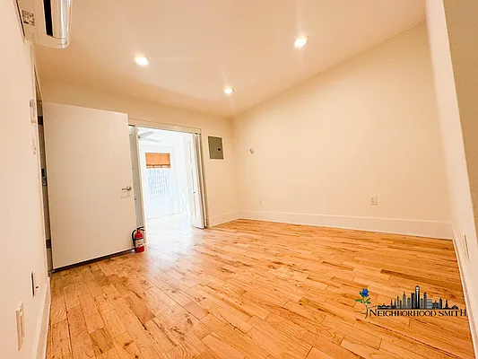 Rented by Coldwell Banker Reliable Real Estate | media 16