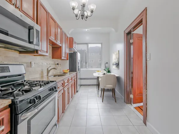 212 69th Street image 1 of 10