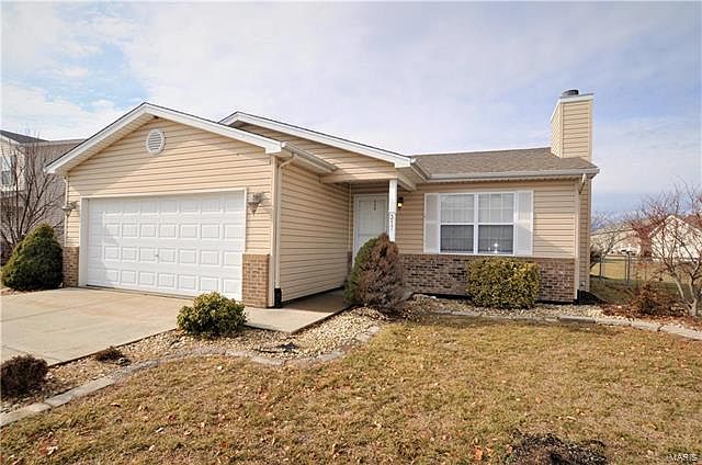 1st image of 317 Miranda Dr