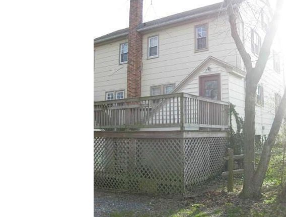 Exterior (Rear)
