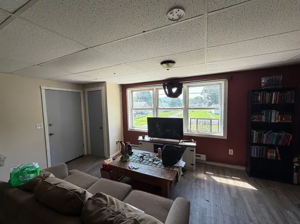 95 Pleasant St #95B, Ware, MA 01082
