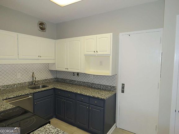 5th image of 130 26th St NW APT 511