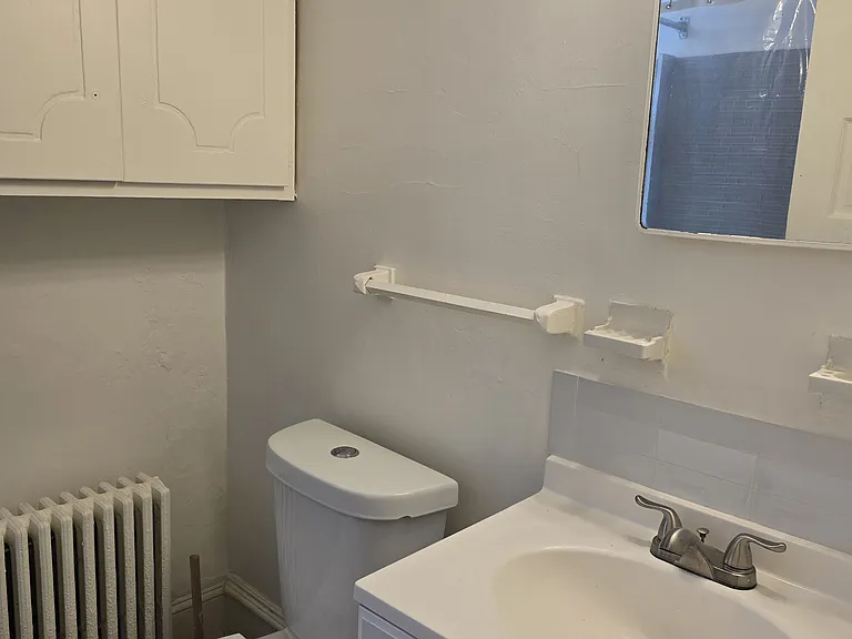 49 N West End Ave #3 — Photo 17