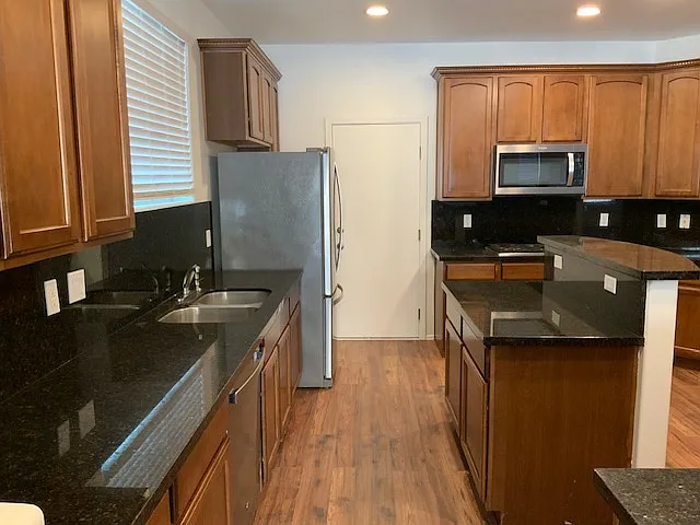 3416 E Gary Way — Photo 18