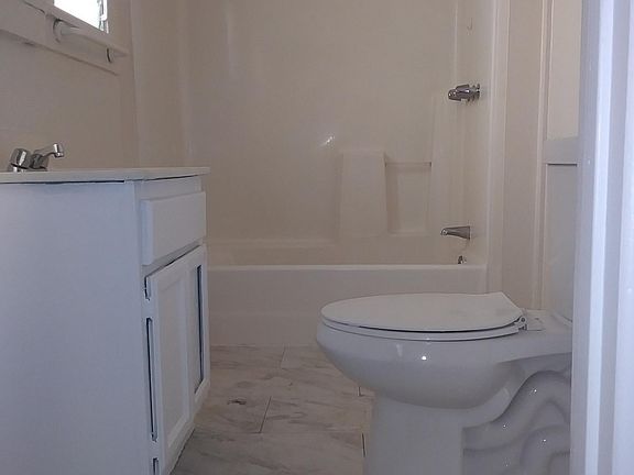 2nd image of 9145 Baring Cross St #9145