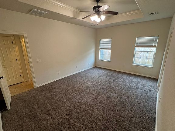 4th image of 1905 Aspen St