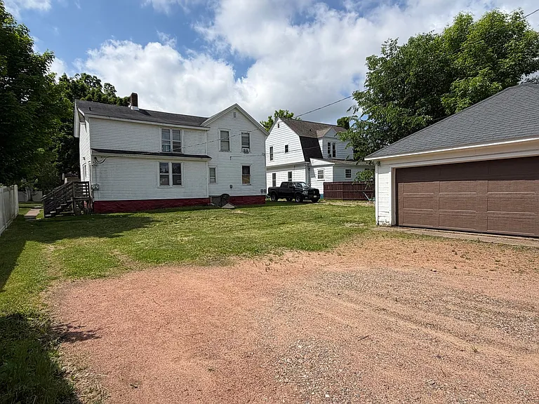 810 Steuben St — Photo 21