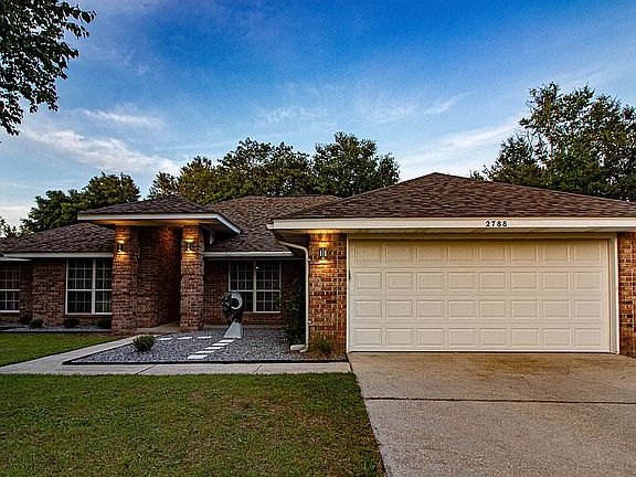 2nd image of 2788 Sherwood Dr