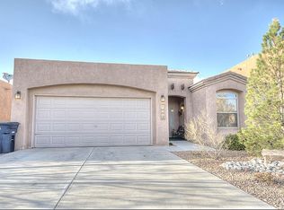 1003 Calle Corvo NE, Albuquerque, NM 87113