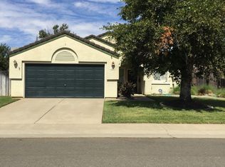 231 Lapwing Ln, Galt, CA 95632
