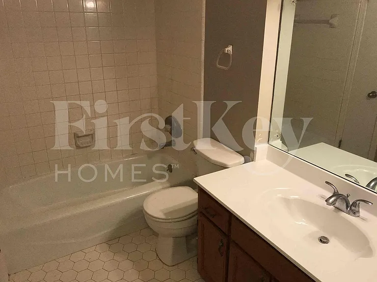 5015 Hickory Bark Dr — Photo 18