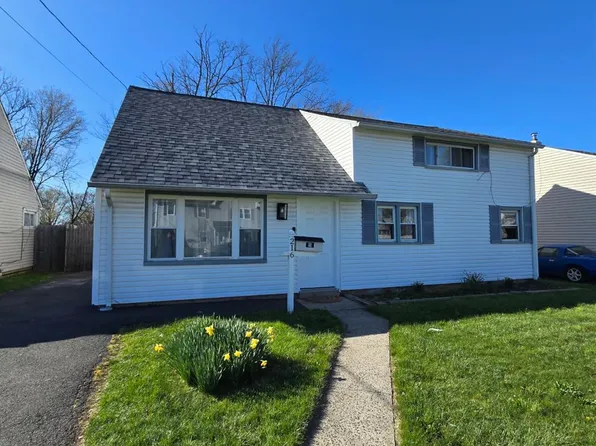 216 Bloomfield Ave, Iselin, NJ 08830