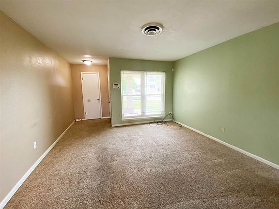 4th image of 4306 NW Pollard Ave