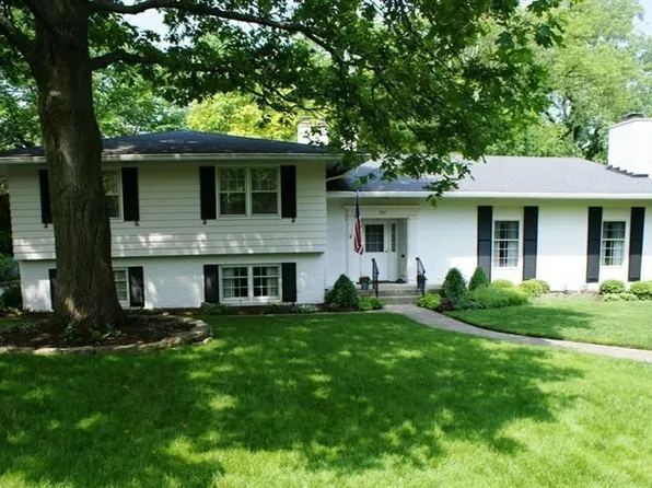 1901 E Southwood Ln, Dayton, OH 45419