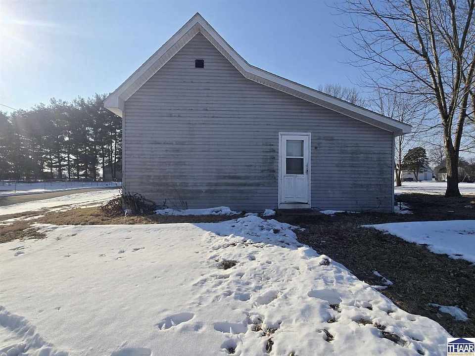 1st image of 691 E Middle St