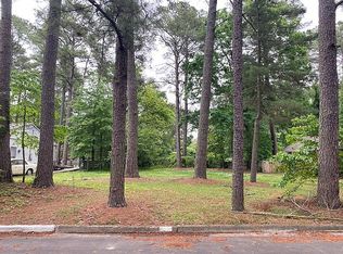 412 Oakdale Rd, Rocky Mount, NC 27804