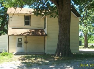 235 Yount Ave, Watseka, IL 60970