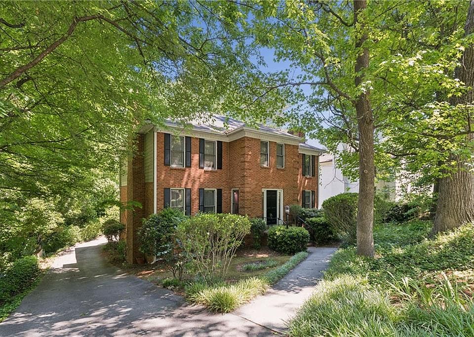 1st image of 795 N Parkwood Rd