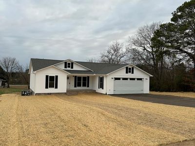 255 Jay St, Big Sandy, TN, 38221