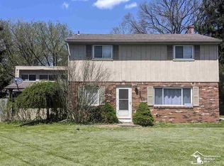 2740 Miller Dr, Lambertville, MI 48144