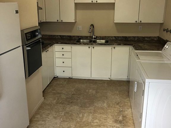 4th image of 350 E Desert Inn Rd Unit H201