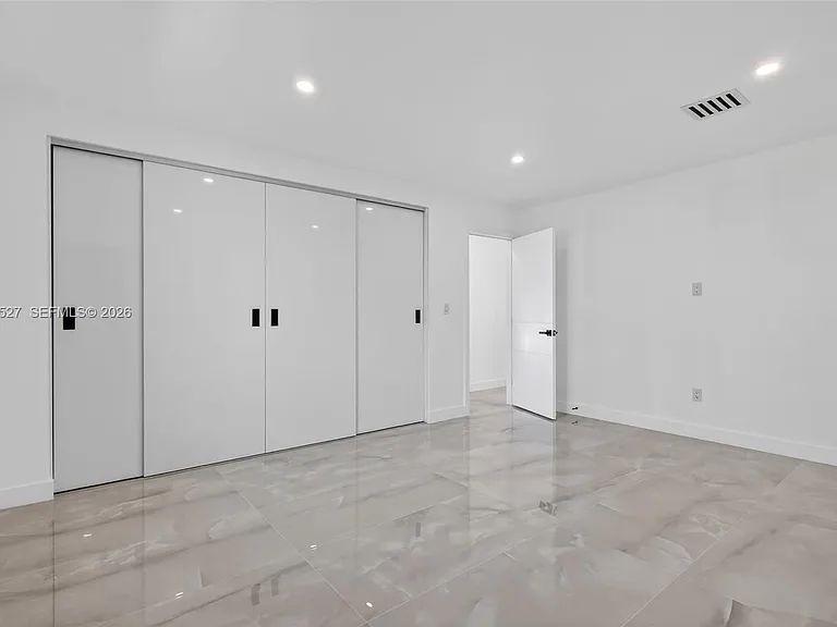 607 Layne Blvd — Photo 31