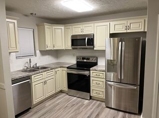 2013 Hickory Hill Dr, Nicholasville, KY 40356