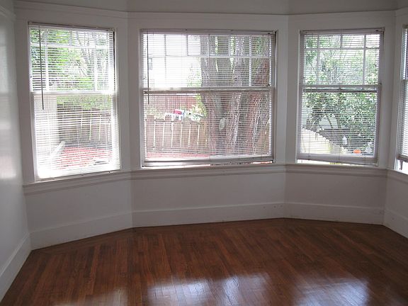 3rd image of 1411 15th Ave