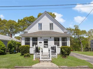 57 Elberta St, Warwick, RI 02889