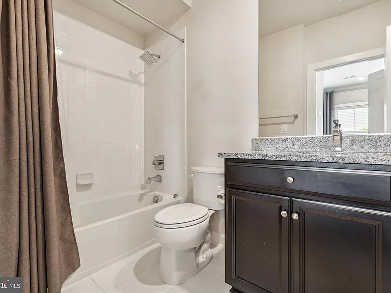 13212 Woodland Park Rd — Photo 24