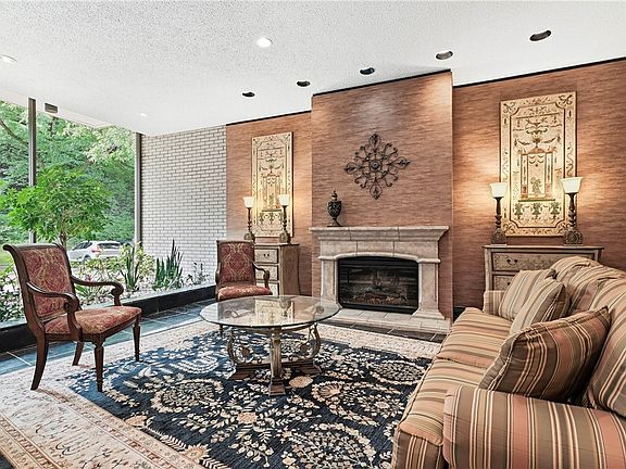 4th image of 1150 Bower Hill Rd APT 304C