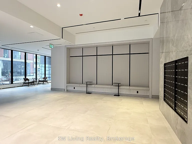 609 Sherbourne St #307 — Photo 32