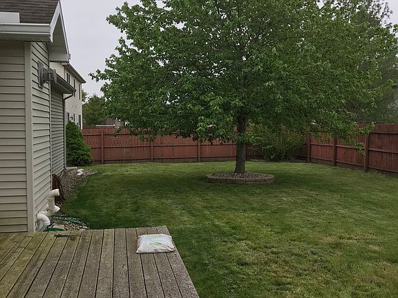 3rd image of 2960 Whitetail Dr