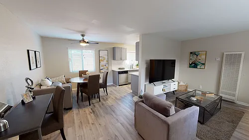 Floor plan 305